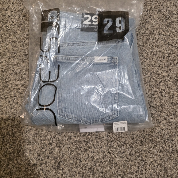 Joe's Jeans Straight Leg in Classic Blue - Picture 9 of 9